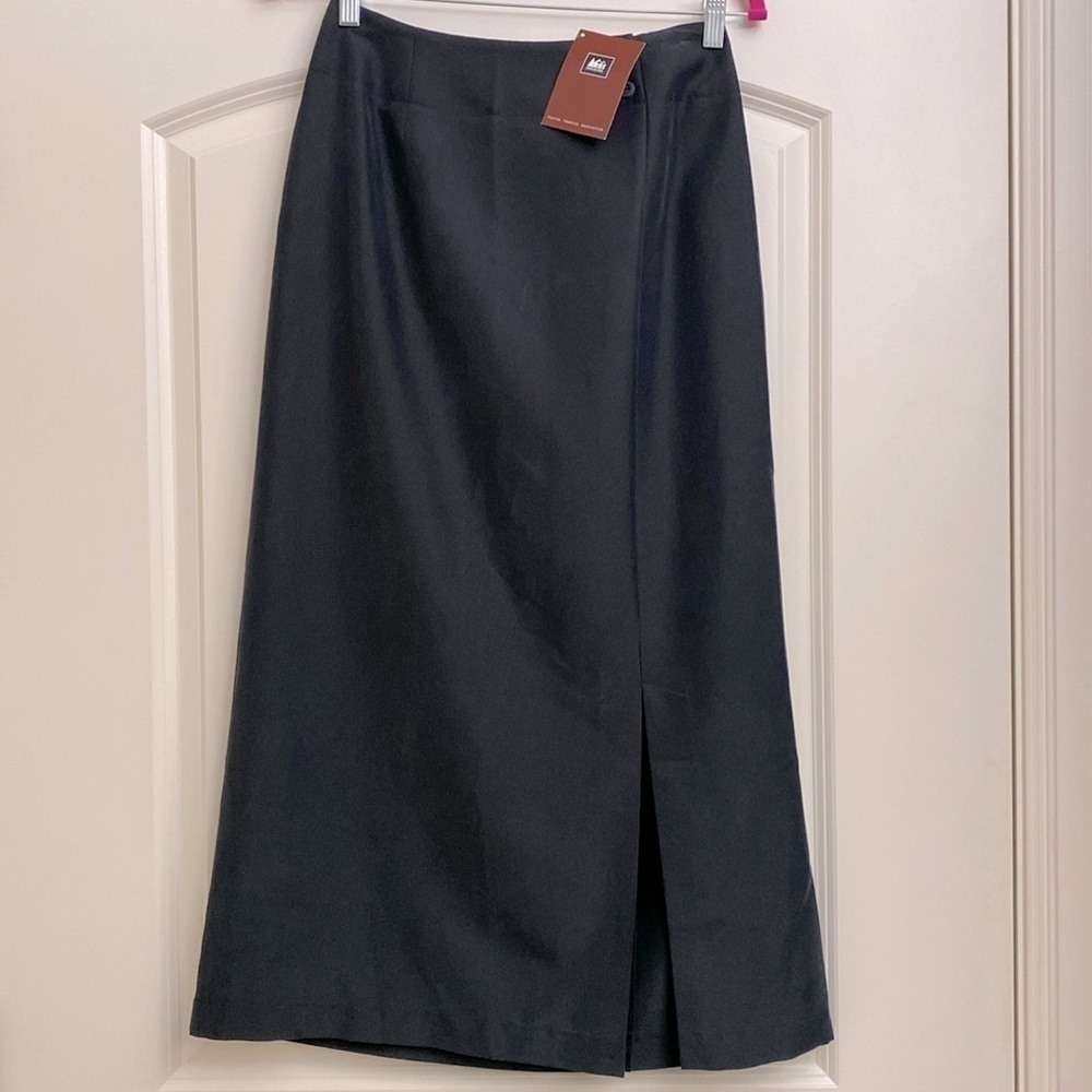 NWT REI Maxi Skirt Womens 6 academia collegiate High waisted Tencel Black office